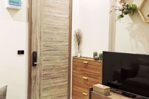 Condominio de 1 dormitorio en Khlong Toei, Bangkok, Tailandia № 76850 - foto 2