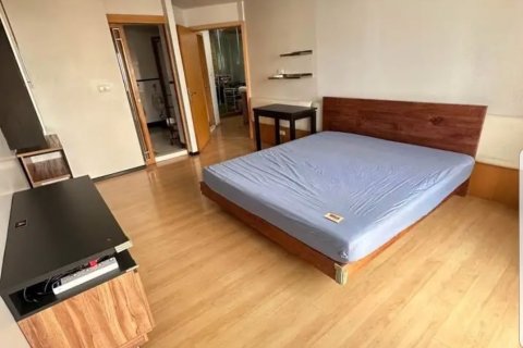 Condominio de 2 dormitorios en Khlong Toei, Bangkok, Tailandia № 80834 - foto 5