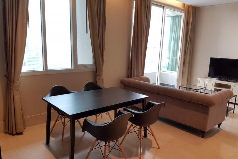 Condominio de 2 dormitorios en Bang Rak, Bangkok, Tailandia № 80835 - foto 4