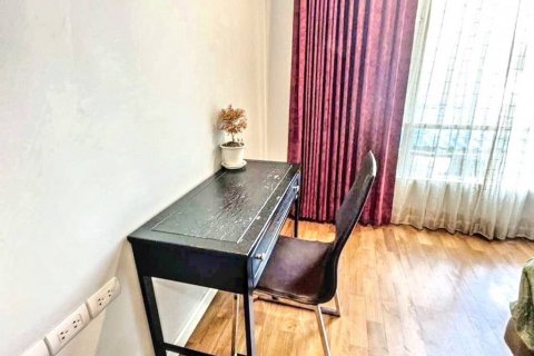 Condominio de 2 dormitorios en Khlong Toei, Bangkok, Tailandia № 120495 - foto 5