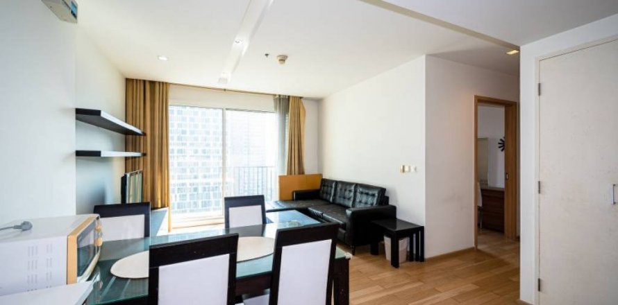 Condominio de 2 dormitorios en Khlong Toei, Bangkok, Tailandia № 126629