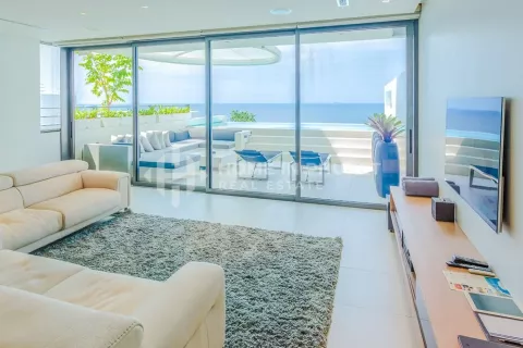 Condominio de 3 dormitorios en Kata, Tailandia № 131116