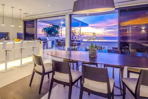 Condominio de 4 dormitorios en Kata, Tailandia № 131118 - foto 8