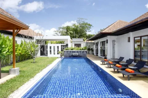 Haus in Rawai, Thailand 4 Schlafzimmer № 131117