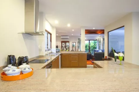 Casa de 4 dormitorios en Rawai, Tailandia № 131117 - foto 6