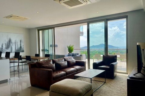 Condominio de 3 dormitorios en Bang Sare, Tailandia № 111026 - foto 3