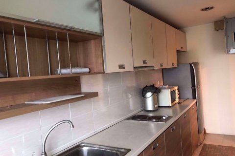 Condominio de 2 dormitorios en Khlong San, Bangkok, Tailandia № 76547 - foto 5