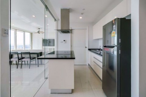 Ático de 3 dormitorios en Khlong San, Bangkok, Tailandia № 76545 - foto 5