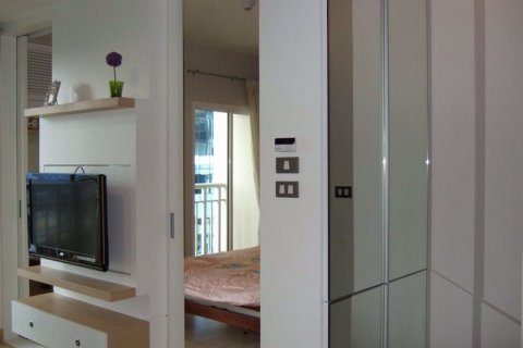 Condo à Watthana, Bangkok, Thaïlande, 1 chambre № 76550 - photo 2