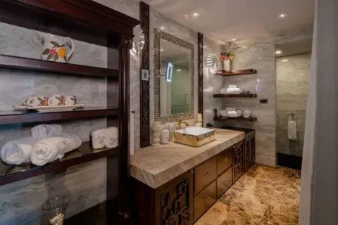 Chalet de 4 dormitorios en Phuket, Tailandia № 107040 - foto 18