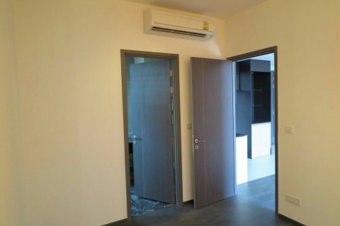 Condominio de 1 dormitorio en Bangkok, Tailandia № 144191 - foto 12