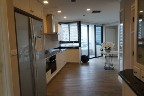 Condominio de 2 dormitorios en Bangkok, Tailandia № 144188 - foto 7
