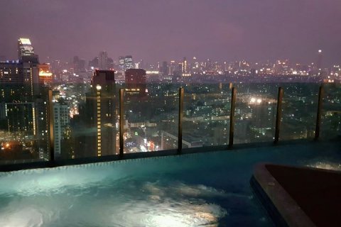 Condominio de 2 dormitorios en Bangkok, Tailandia № 144214 - foto 7