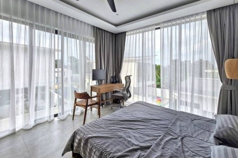 Chalet de 3 dormitorios en Surat Thani, Tailandia № 125778 - foto 8