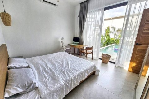 Chalet de 3 dormitorios en Surat Thani, Tailandia № 125778 - foto 9