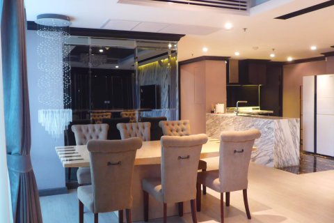 Condominio de 3 dormitorios en Bangkok, Tailandia № 82164 - foto 3