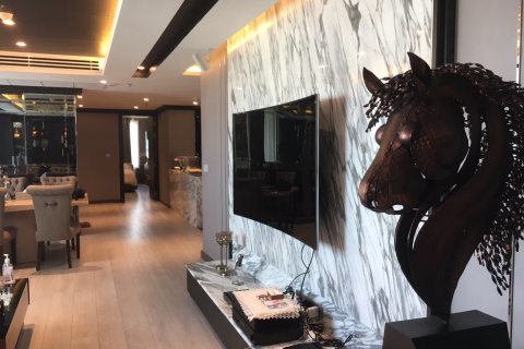 Condominio de 3 dormitorios en Bangkok, Tailandia № 82164 - foto 2