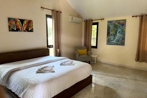 Casa de 3 dormitorios en Ko Samui, Tailandia № 101537 - foto 10