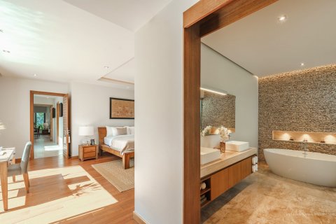 Villa on Naithon Beach, Thailand 4 bedrooms № 74461 - photo 4
