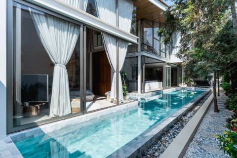 Chalet de 4 dormitorios en Phuket, Tailandia № 120350 - foto 4