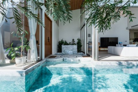 Chalet de 4 dormitorios en Phuket, Tailandia № 120350 - foto 5