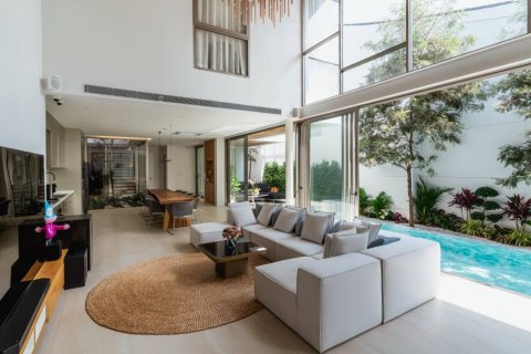 Chalet de 4 dormitorios en Phuket, Tailandia № 120350 - foto 7