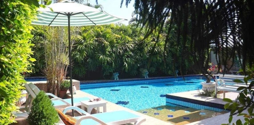 Casa de 3 dormitorios en Hua Hin, Tailandia № 125420