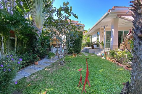 Casa de 3 dormitorios en Hua Hin, Tailandia № 125415 - foto 2