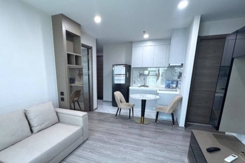 Condominio de 2 dormitorios en Bangkok, Tailandia № 132613 - foto 2