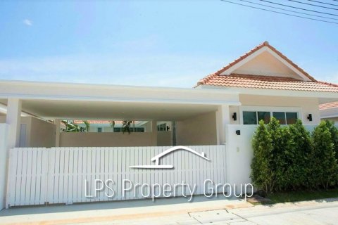 Casa de 3 dormitorios en Hua Hin, Tailandia № 125209 - foto 15