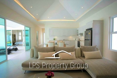 Casa de 3 dormitorios en Hua Hin, Tailandia № 125209 - foto 4