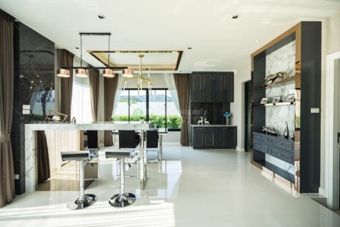 Casa de 3 dormitorios en Hua Hin, Tailandia № 125206 - foto 6