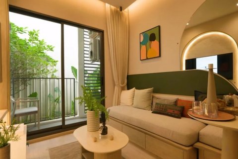 Off-Plan Reference Sathorn - Wongwianyai in Bangkok, Thailand № 69591 - Foto 9