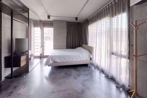 Condominio de 3 dormitorios en Watthana, Bangkok, Tailandia № 78741 - foto 11