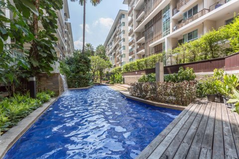 Condominio de 3 dormitorios en Watthana, Bangkok, Tailandia № 78741 - foto 20