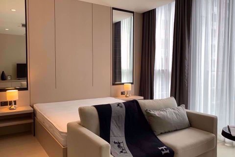 Condo in Bangkok, Thailand, 1 bedroom in Noble Ploenchit № 78287