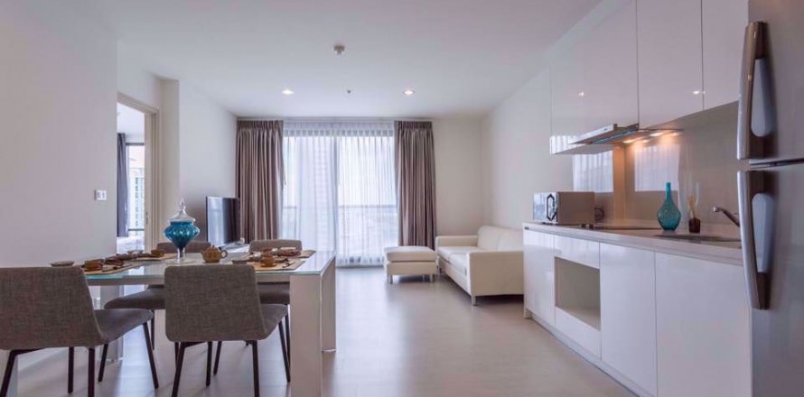 Condo in Bangkok, Thailand, 2 bedrooms in Rhythm Sukhumvit 42 № 78290