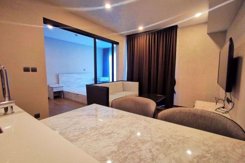 Sobre plano Na Vara Residence en Bangkok, Tailandia № 9402 - foto 3