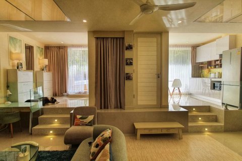 Chalet de 4 dormitorios en Pattaya, Tailandia № 101338 - foto 10