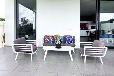 Casa de 3 dormitorios en Pattaya, Tailandia № 119811 - foto 9