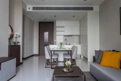 Condo in Khlong Toei, Bangkok, Thailand, 2 bedrooms № 123761 - photo 14
