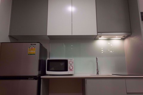 Condo à Bang Rak, Bangkok, Thaïlande, 1 chambre  № 77167 - photo 9