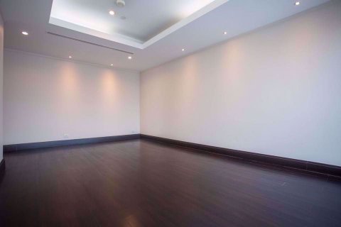 Ático de 5 dormitorios en Sathon, Bangkok, Tailandia № 77165 - foto 11