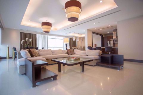 Ático de 5 dormitorios en Sathon, Bangkok, Tailandia № 77165