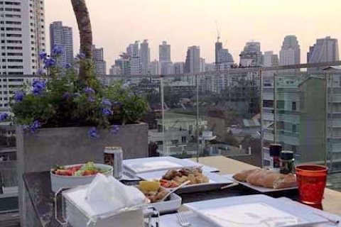 Dúplex de 2 dormitorios en Watthana, Bangkok, Tailandia № 77023 - foto 14