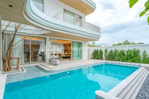 Casa de 4 dormitorios en Nai Harn Beach, Tailandia № 131155 - foto 2