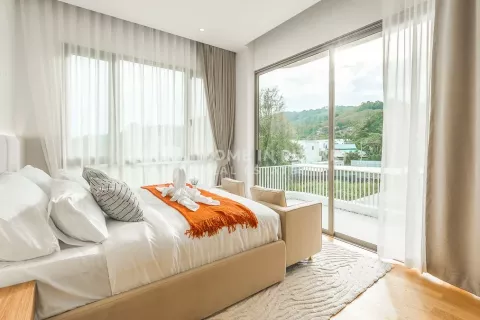Casa de 4 dormitorios en Nai Harn Beach, Tailandia № 131155 - foto 15