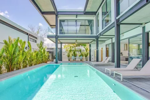 Casa de 4 dormitorios en Nai Harn Beach, Tailandia № 131152