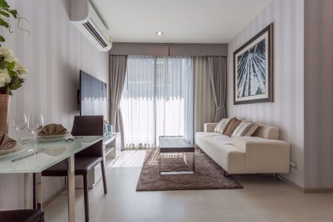 Кондоминиум с 1 спальней в Бангкоке, Таиланд в Rhythm Sukhumvit 42 № 77441