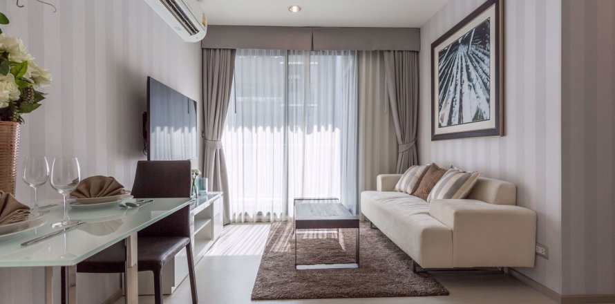Condominio de 1 dormitorio en Bangkok, Tailandia en Rhythm Sukhumvit 42  № 77441